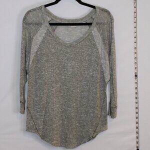 Mudd Marled Knit V-Neck‎ Lightweight Varsity curved hem greenish-gray top M